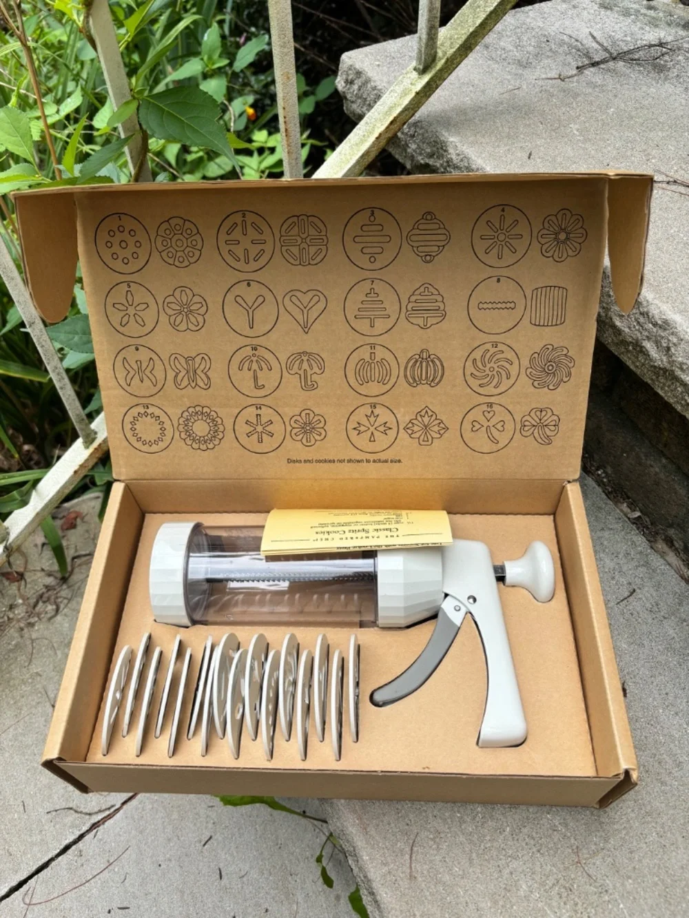 Pampered Chef Cookie Press - Complete in Original Box